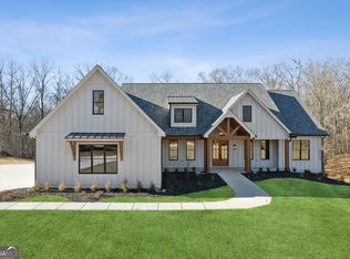 9230 Waldrip Rd, Gainesville, GA 30506