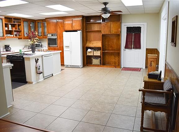 5th image of 23460 Duncan Ln
