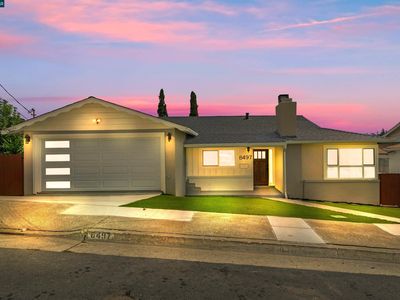 8497 Ney Ave, Oakland, CA, 94605