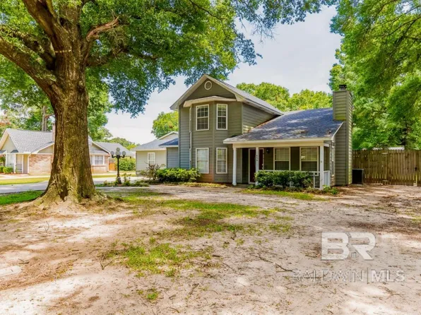 454 Margiana Dr, Satsuma, AL 36572