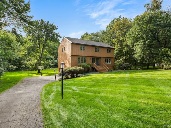 5 Rome Court, Cortlandt Manor, NY 10567