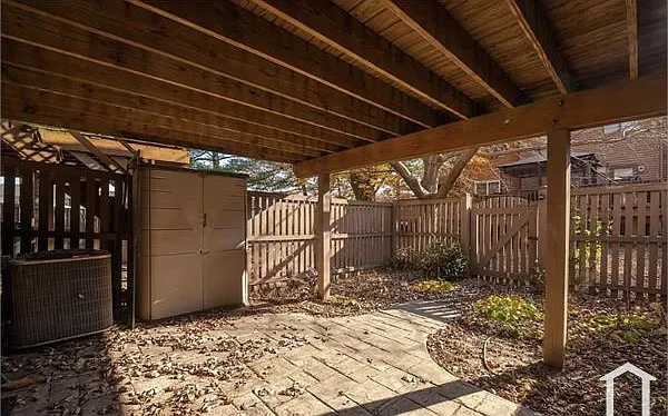 13 Gloucester Ct — Photo 16