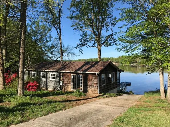 1964 Riverview Rd, Lexington, NC 27292