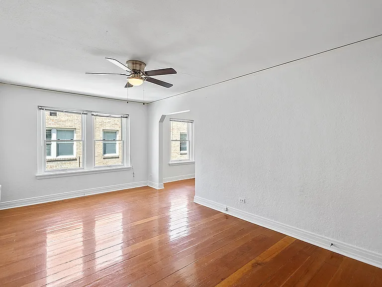 1010 N Sherman St — Photo 6