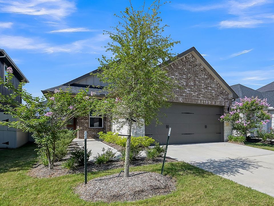 1st image of 9522 Sugar Berry Dr