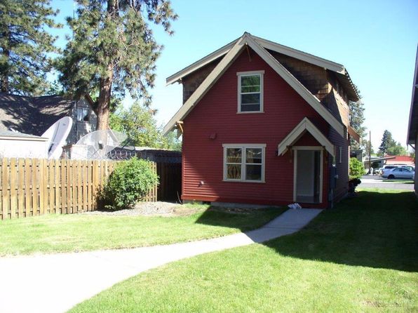 423 NE Irving Ave #B