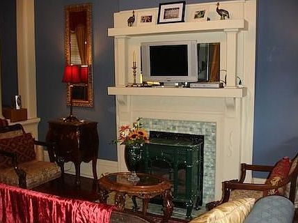 2nd image of 3522 Palmyra St