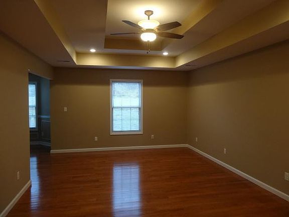 4th image of 377 Palimino Dr