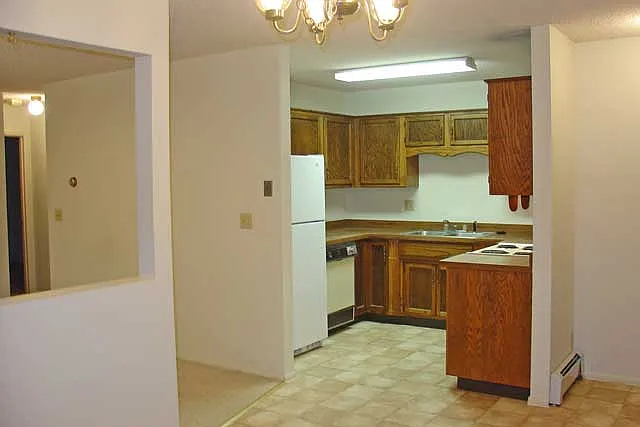 1201 Yellowstone Ave — Photo 4