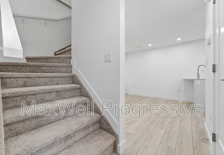 13516 115th Ave NW #14 — Photo 1