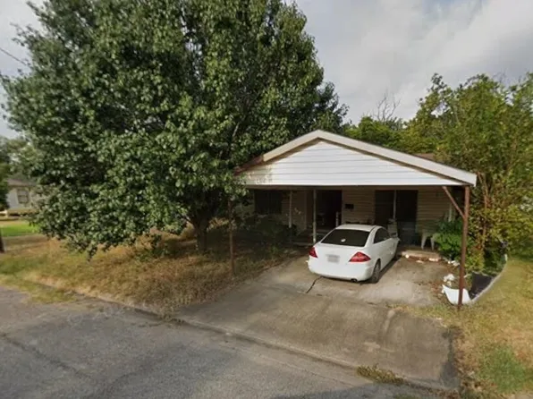 1807 N Wheeler St, Victoria, TX 77901