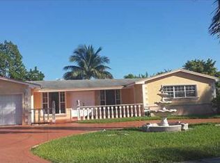 881 NW 207th St, Miami Gardens, FL 33169