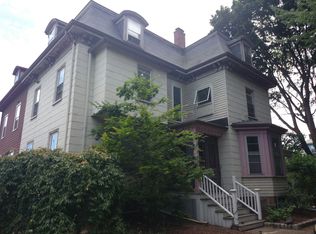 25 Mayhew St, Dorchester, MA 02125