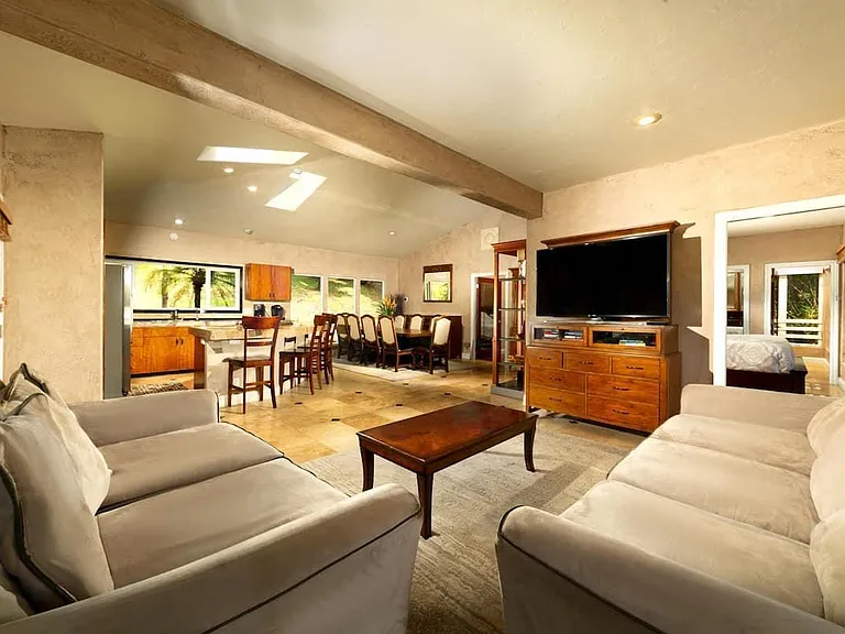 372 Puu Way #A — Photo 12