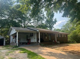 174 Elm St N, Guin, AL 35563