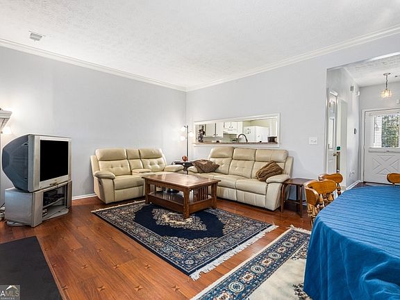 4th image of 603 Wedgewood Way