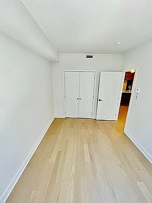 4th image of 260 Midwood St Floor 2