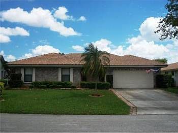 5th image of 4405 NW 71st Dr