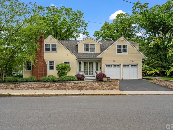 301-301 N 4th Ave, Highland Park, NJ 08904
