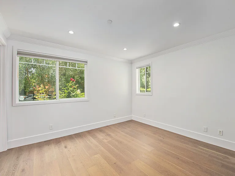 5632 Buffalo Ave — Photo 9