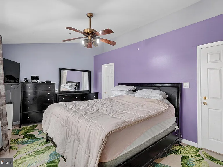 3818 Early Glow Ln — Photo 28