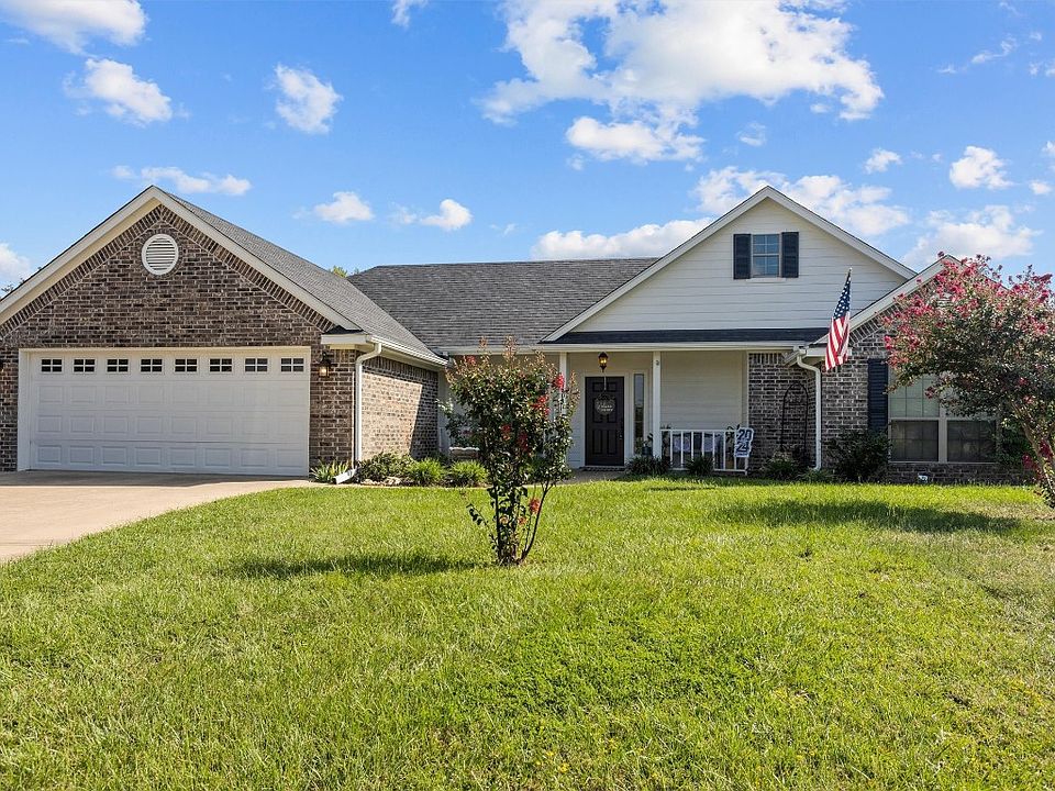 1st image of 16041 Hickory Hills Dr
