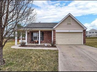 1817 Baxston Ct, Swansea, IL 62226