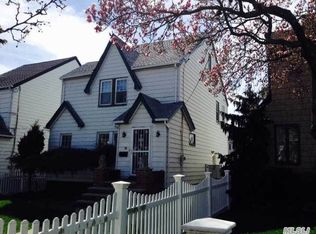 18 Garden City Blvd, West Hempstead, NY 11552