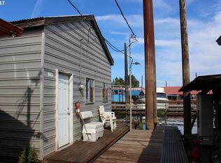 50776 Dike Rd SLIP 30, Scappoose, OR 97056