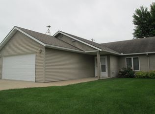 217 5th St, Kenyon, MN 55946