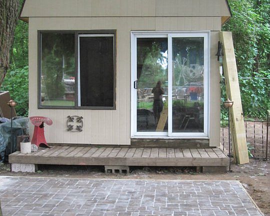 Pool house/guest cabin