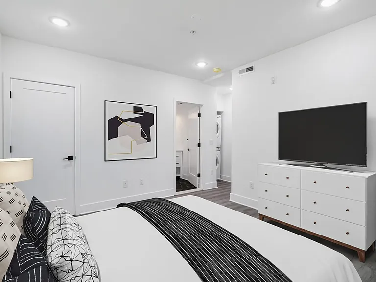 4735 Hazel Ave — Photo 5