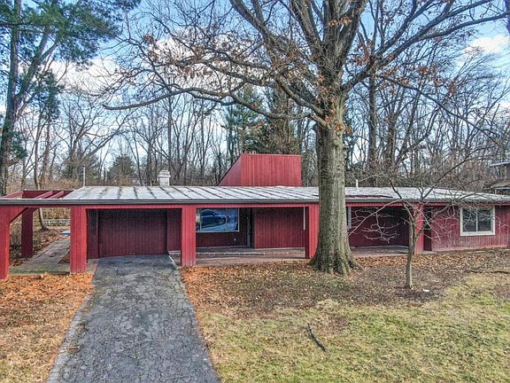 3rd image of 9084 Arrowhead Ct
