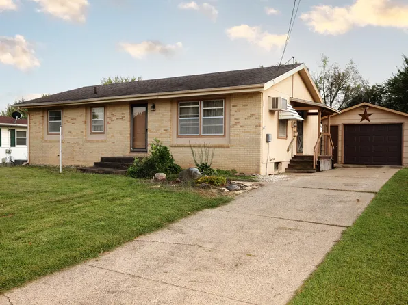 722 E 2nd St, Madrid, IA 50156