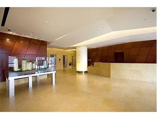 Rented by Douglas Elliman | media 16