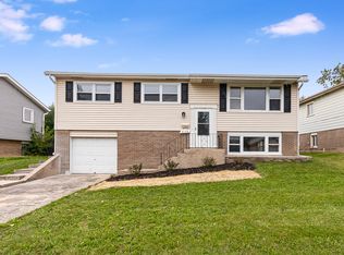 9148 W 89th St, Oak Lawn, IL 60457