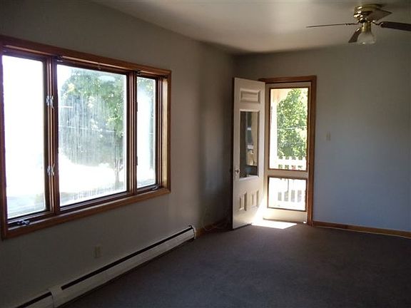 4th image of 109 N 2nd Ave #2