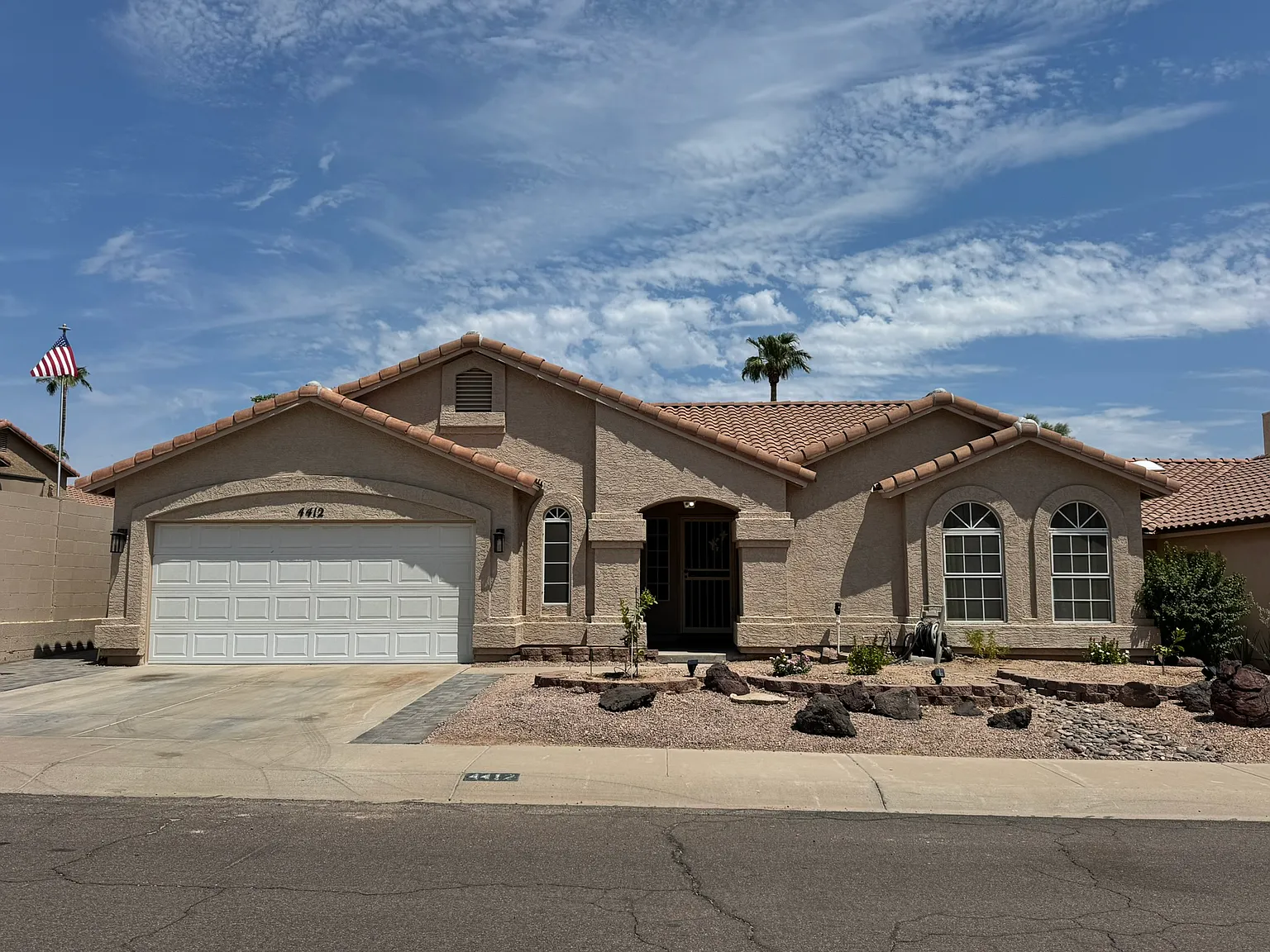 4 bed, 2045 sqft, $2,995 — Photo 1