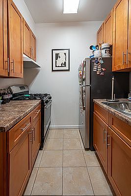 5th image of 482 Nostrand Ave APT 3D