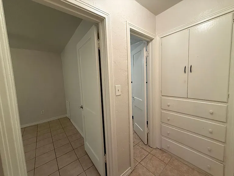 1740 NW 17th St #2 — Photo 11