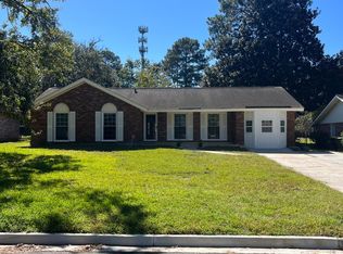 7 Belvedere Dr, Savannah, GA 31419