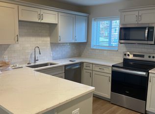 6305 N Rosebury Ave #1WEST, Saint Louis, MO 63105