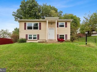 12906 Kenmar Dr, Woodbridge, VA 22193