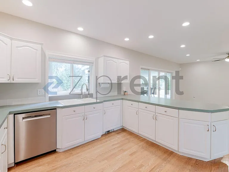3602 59th St NW — Photo 11