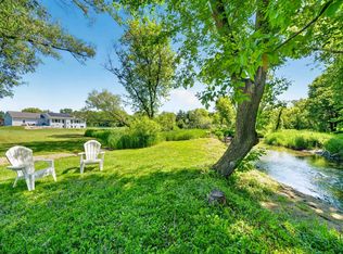 4648 Pierceville Rd, Cottage Grove, WI 53527