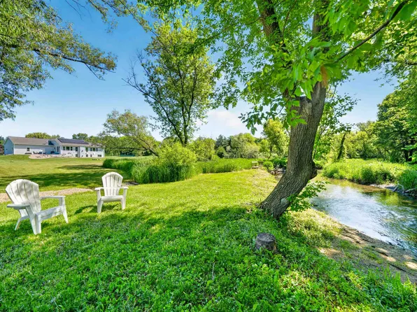 4648 Pierceville Rd, Cottage Grove, WI 53527