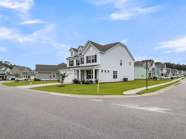 687 Black Pine Rd, Moncks Corner, SC 29461