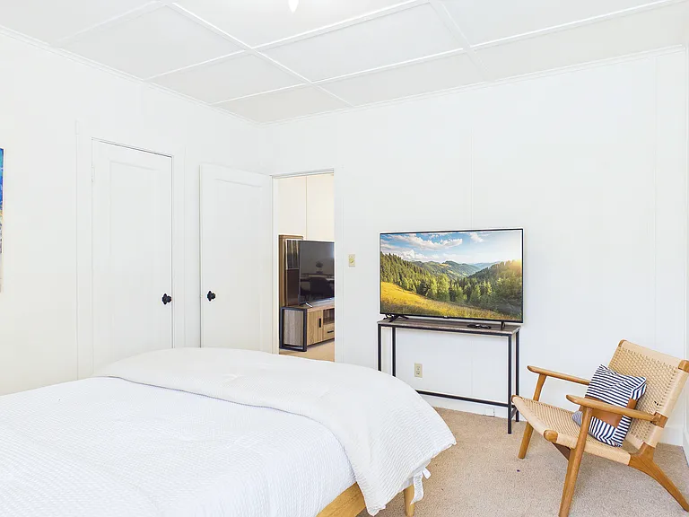 829 Healdsburg Ave — Photo 14