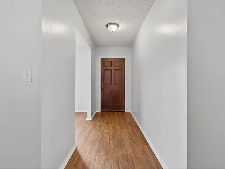 516 Penman Rd — Photo 2