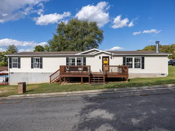 1505 Hawthorne Ave, Buena Vista, VA 24416